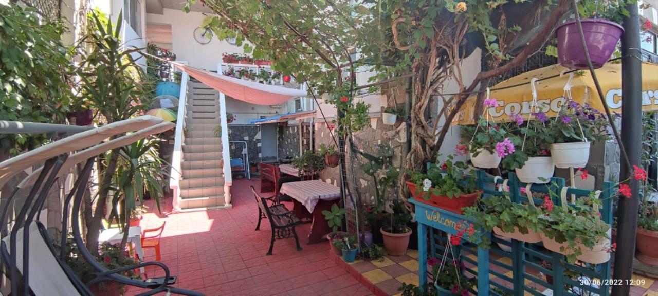 Vila Traian Si Teodora كوستِنيست المظهر الخارجي الصورة